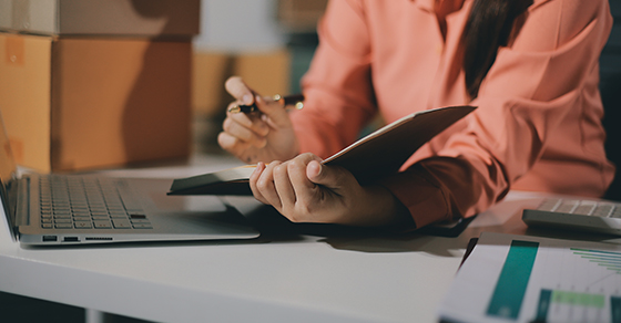 8 simple steps to keep your small business finances organized all year round